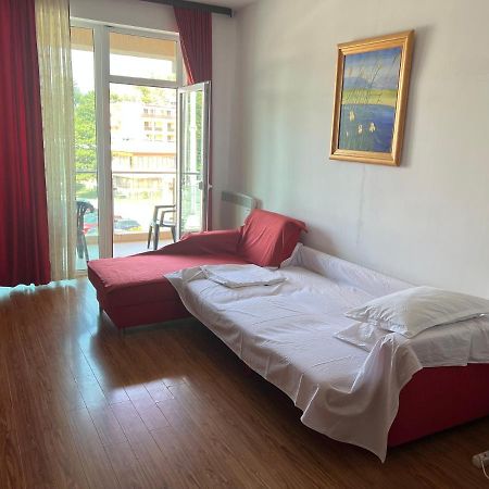 Apartament Alexandra Apolonia เอโฟริเอนอร์ด ภายนอก รูปภาพ